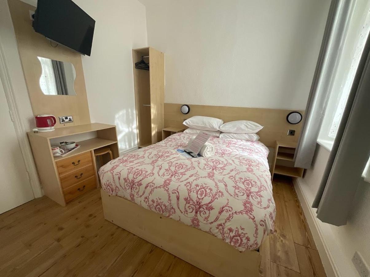 The Danescourt Hotel Blackpool Bagian luar foto