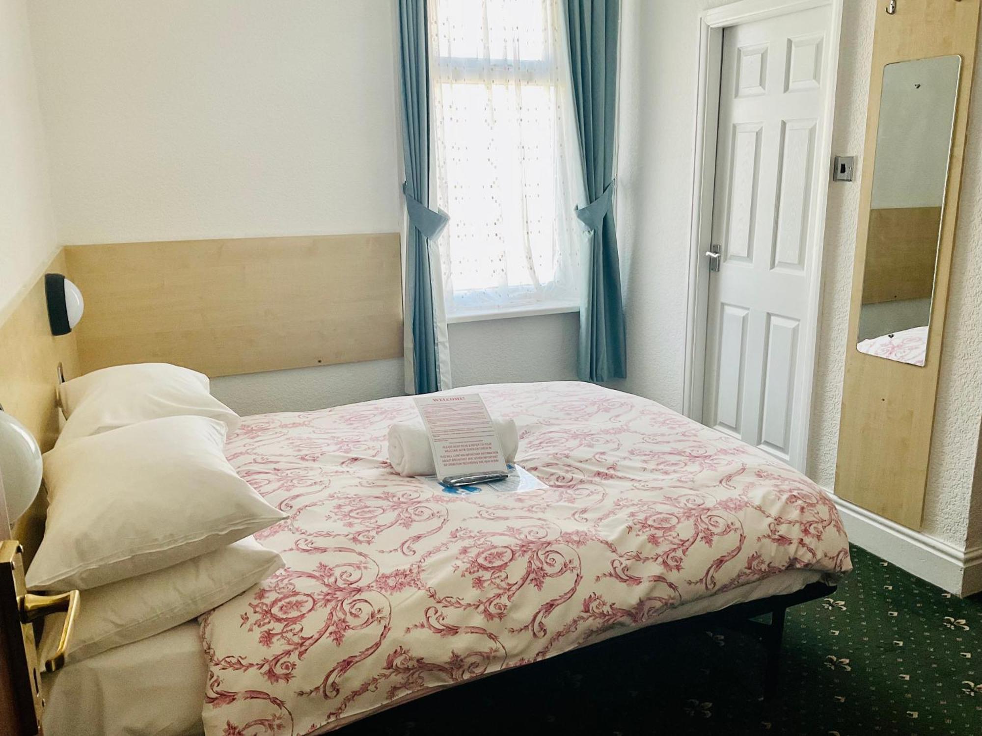 The Danescourt Hotel Blackpool Bagian luar foto