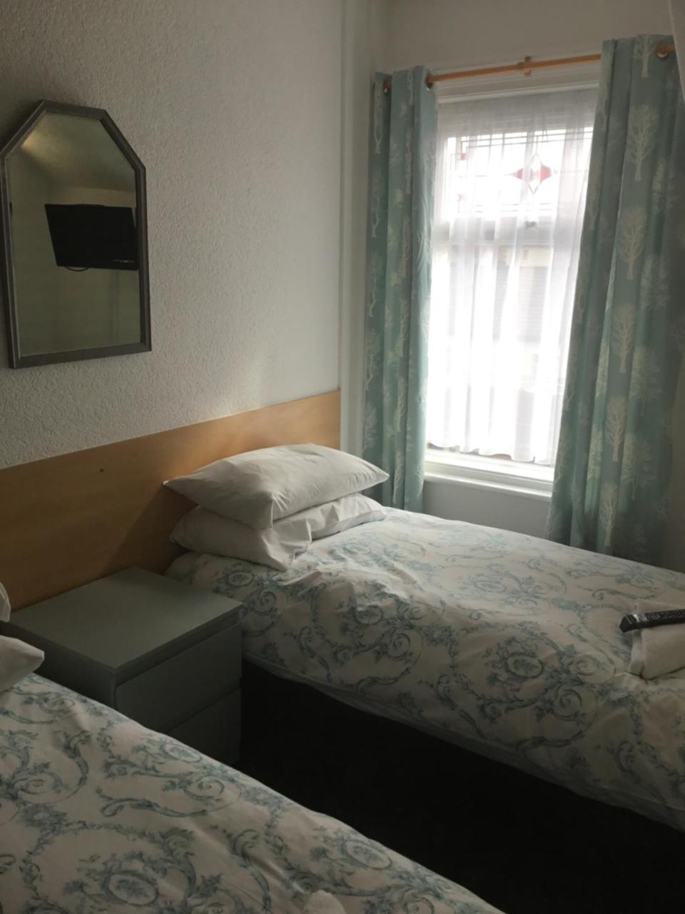 The Danescourt Hotel Blackpool Bagian luar foto